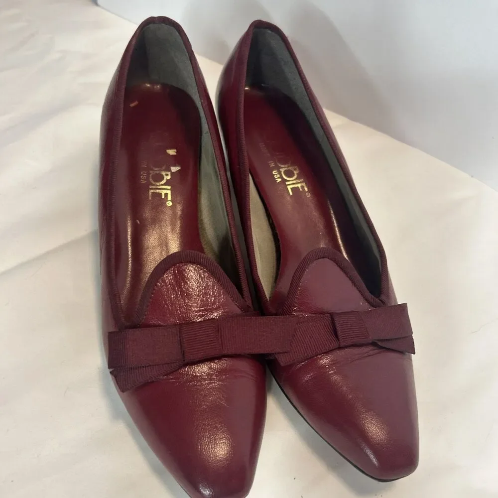 Vintage Wine I Inch Heeled Flat w/Pointed Toe Bows Size 7 Old Money Leather
